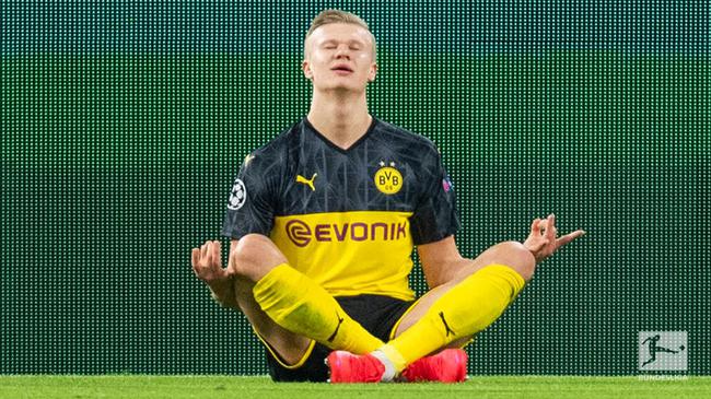 中锋低位背打技巧解析（中锋低位单打要领详解）