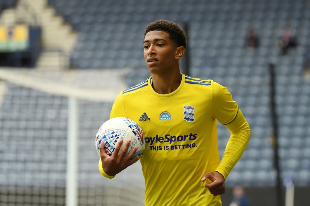 自执教阿森纳欧冠首秀以来，阿尔特塔欧冠拿分所有主帅第一（自欧冠首秀以来，阿尔特塔欧冠积分位居主帅榜首）