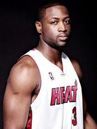 萨哈：麦克托米奈可以在皇马和巴萨踢球，甚至拜仁慕尼黑（萨哈：麦克托米奈足以立足皇马和巴萨，乃至拜仁慕尼黑）