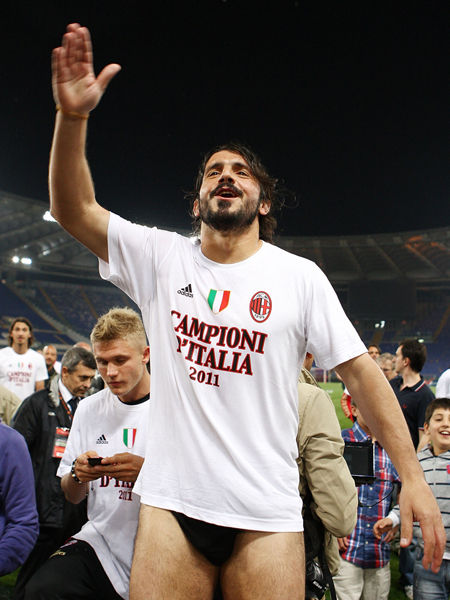 主场对阵梅州客家，我想没有比这场比赛的结果更完美的剧情了（主场迎战梅州客家，这个结果再完美不过）